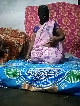 Snapshot of Black_horse777 chatting on 11-01-25, 05:18 Black horse777 online show from 11-01-25, 05:18