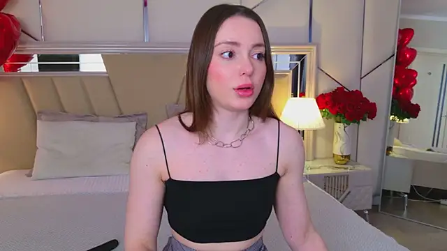 JulliRoss online show from 02-08-26, 05:05