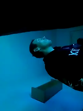 aripuppi95 online show from 11-10-25, 11:54