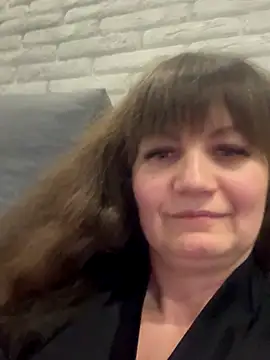 Butterfly8385 online show from 10-17-25, 08:54