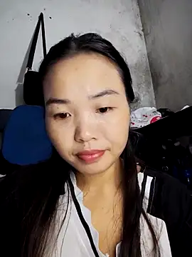 pusi xinh online show from 10-22-25, 05:18