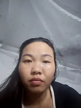 pusi xinh online show from 10-18-25, 10:17