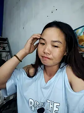 pusi xinh online show from 10-15-25, 04:48