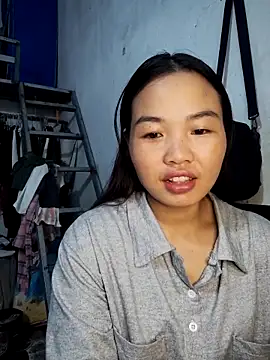pusi xinh online show from 10-19-25, 02:25