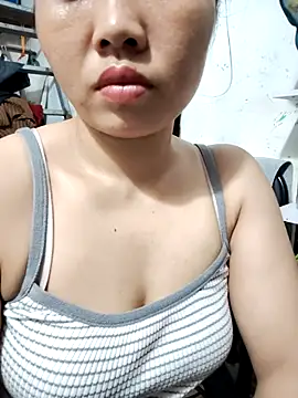 pusi xinh online show from 10-13-25, 05:09