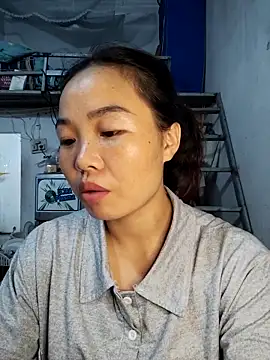 pusi xinh online show from 10-19-25, 02:53