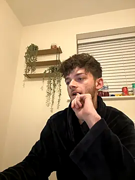 Hothungboy1 online show from 11-30-25, 05:47