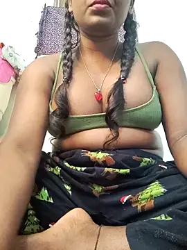 Snapshot of Lovely_Payal chatting on 03-01-26, 02:06 Lovely Payal online show from 03-01-26, 02:06