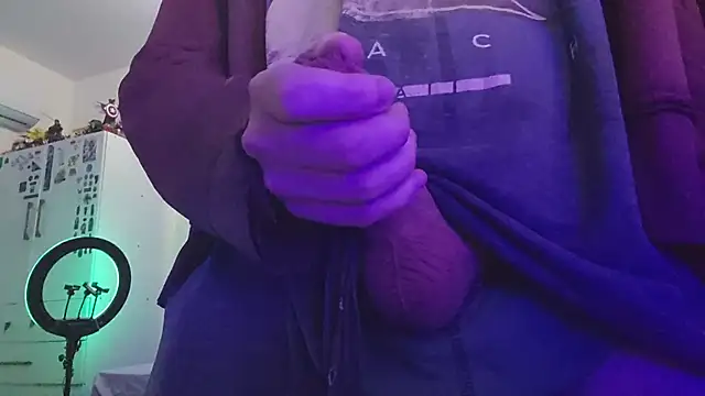 tykun online show from 12-18-25, 02:21