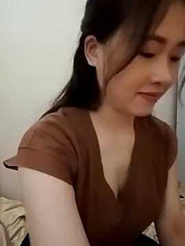 tuongvycute online show from 10-26-25, 04:40