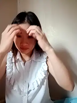 tuongvycute online show from 11-03-25, 07:13