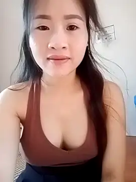 tuongvycute online show from 10-19-25, 01:52