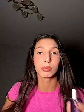 Snapshot of _Cleopatraaa_ chatting on 10-10-25, 04:41 Cleopatraaa online show from 10-10-25, 04:41