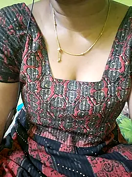 Snapshot of tamil_kanaka chatting on 07-08-26, 11:16 tamil kanaka online show from 07-08-26, 11:16