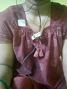 Snapshot of tamil_kanaka chatting on 06-27-26, 02:17 tamil kanaka online show from 06-27-26, 02:17
