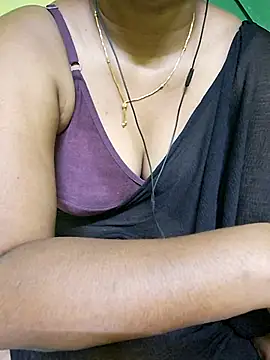 tamil kanaka online show from 04-25-26, 04:04