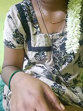 Snapshot of tamil_kanaka chatting on 06-08-26, 01:11 tamil kanaka online show from 06-08-26, 01:11