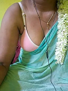 Snapshot of tamil_kanaka chatting on 06-27-26, 12:22 tamil kanaka online show from 06-27-26, 12:22