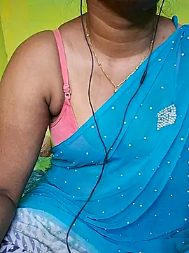 Snapshot of tamil_kanaka chatting on 06-30-26, 12:05 tamil kanaka online show from 06-30-26, 12:05