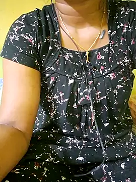 Snapshot of tamil_kanaka chatting on 07-01-26, 03:29 tamil kanaka online show from 07-01-26, 03:29