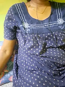 Snapshot of tamil_kanaka chatting on 06-14-26, 02:24 tamil kanaka online show from 06-14-26, 02:24