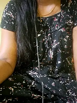 Snapshot of tamil_kanaka chatting on 06-15-26, 03:29 tamil kanaka online show from 06-15-26, 03:29