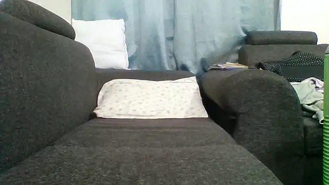 pontsho2004 online show from 11-28-25, 02:39