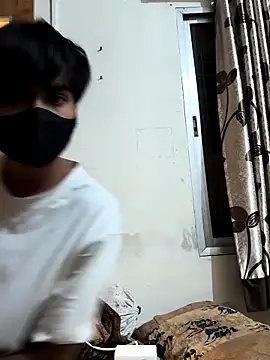 lil-twink19 online show from 03-29-26, 09:38