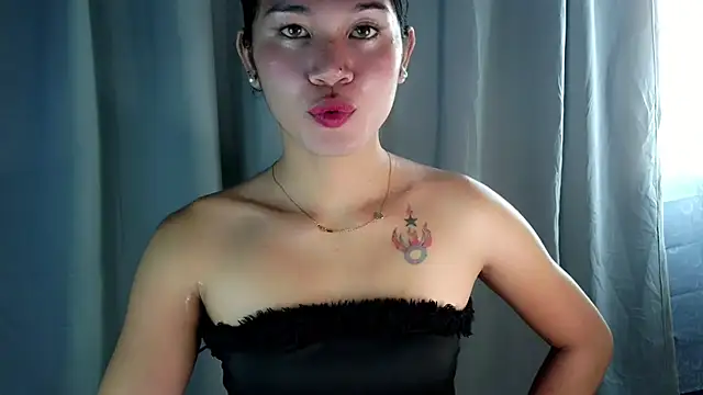 Sephine 2121 online show from 10-13-25, 02:46