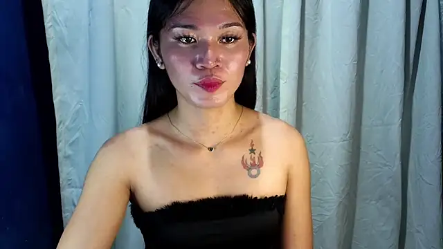 Sephine 2121 online show from 10-19-25, 02:20