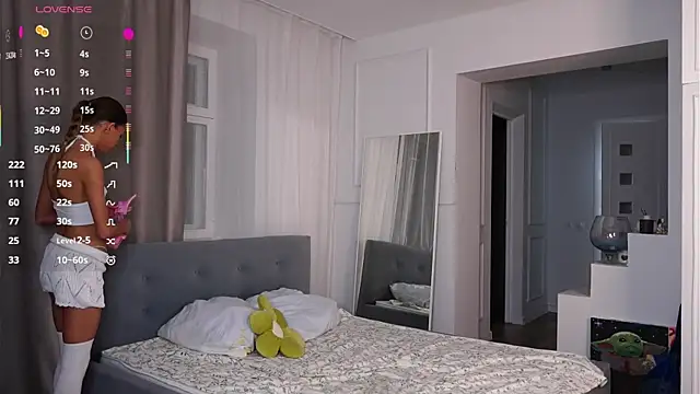 LoisKeedah online show from 02-06-26, 04:36