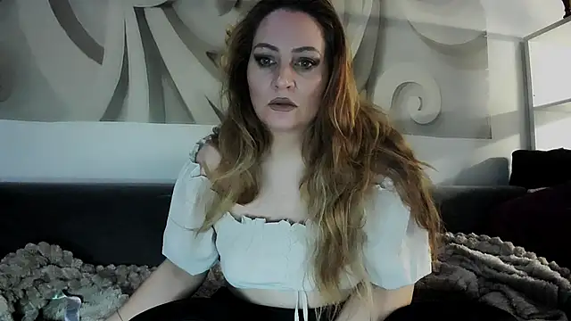 88  callmemadam  88 online show from 11-15-25, 08:35