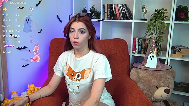 Snapshot of SabrinaCutie chatting on 10-18-25, 08:16 SabrinaCutie online show from 10-18-25, 08:16