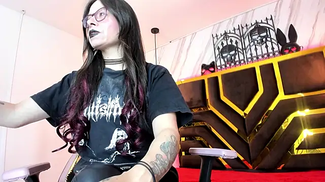 Evangelinejoness  online show from 10-27-25, 11:33