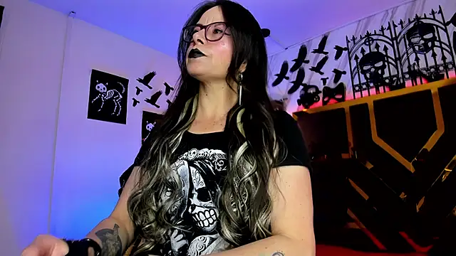 Evangelinejoness  online show from 11-21-25, 11:53