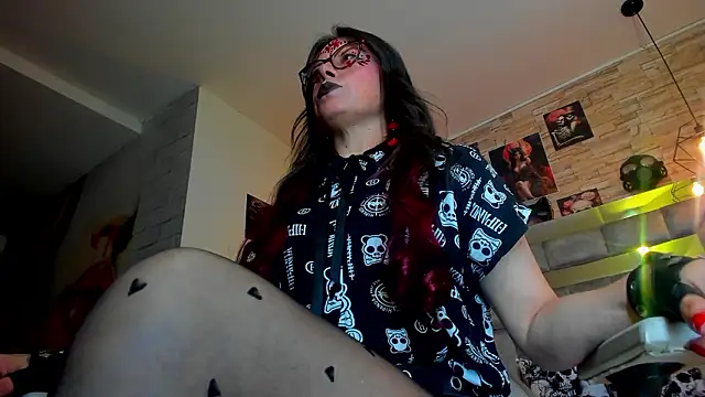 Evangelinejoness  online show from 03-10-26, 04:33