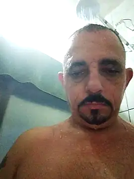 Snapshot of MORENORC79 chatting on 06-12-26, 12:58 MORENORC79 online show from 06-12-26, 12:58
