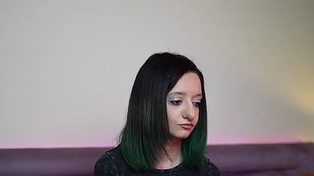 JoelleApril online show from 03-24-26, 09:04