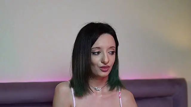 JoelleApril online show from 04-10-26, 08:05