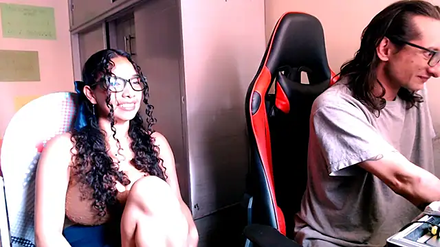 DreamTeachFlame online show from 10-12-25, 03:24