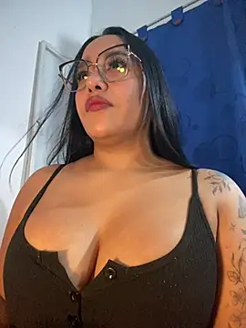 Snapshot of mis-violetha chatting on 07-12-26, 03:07 mis-violetha online show from 07-12-26, 03:07