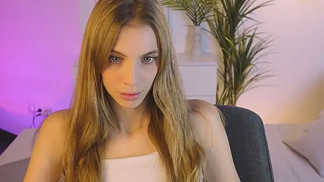 mia silkk online show from 11-11-25, 06:19