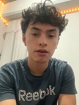 AlessiaLuxx online show from 11-30-25, 12:11