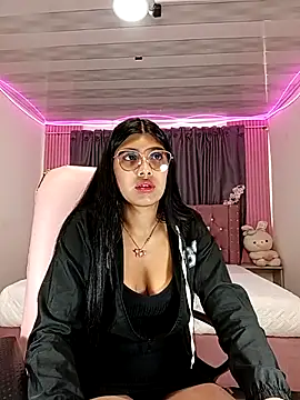 Briseida-White online show from 10-12-25, 07:26