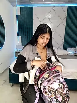Briseida-White online show from 10-18-25, 11:56