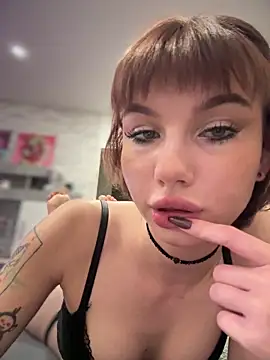 Snapshot of nika666 chatting on 10-12-25, 02:29 nika666 online show from 10-12-25, 02:29