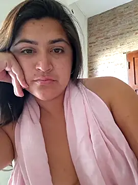 morenalatinaa online show from 02-15-26, 01:10