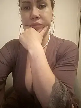 Ambika beauty online show from 11-05-25, 08:34