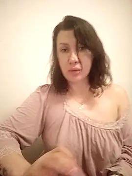 Ambika beauty online show from 04-16-26, 12:11