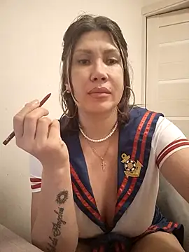 Ambika beauty online show from 03-15-26, 01:45